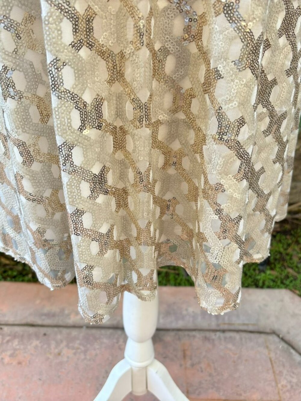 NWT Ellison Gold, Champagne and Cream Sequin Sleeveless Shift Dress S - Picture 10 of 13